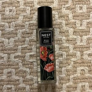 NEST Fragrance Wild Poppy rollerball 6 ml / 0.2 fl oz